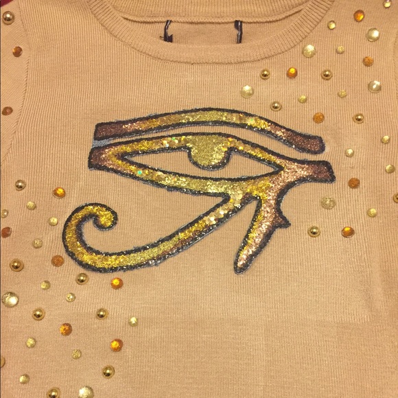 Eye of Horus Crop top sweater. - Picture 1 of 4